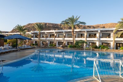 Turquoise Beach Resort