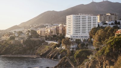 First Flatotel International apartmenti