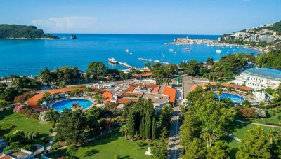 Slovenska Plaza Hotel Complex 4*