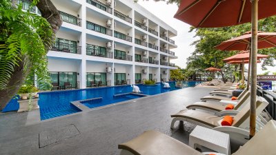 Cosy Beach Hotel