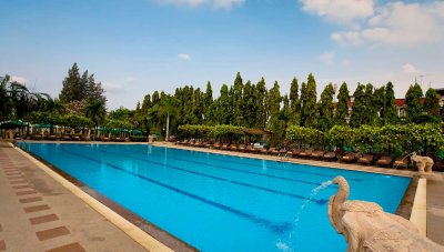 Pinnacle Grand Jomtien Resort & Beach Club