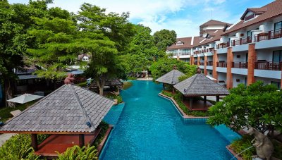 Woodlands Hotel & Resort