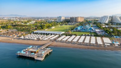 Nirvana Cosmopolitan